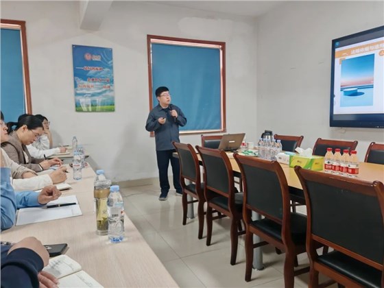 ▲济南益康顾问孙金生老师进行授课