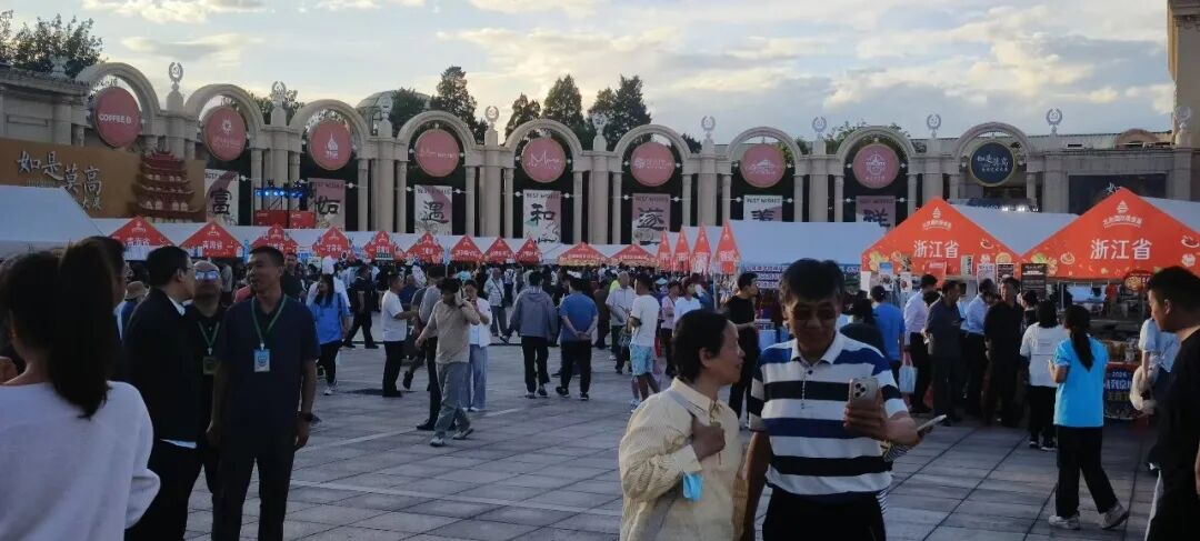 济南益康亮相2026“味到京城”美食节 济南益康亮相2026“味到京城”美食节
