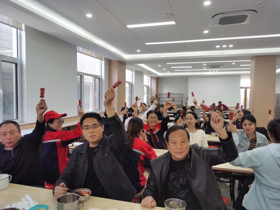 济南益康暖心开启秋日山楂采摘 济南益康暖心开启秋日山楂采摘